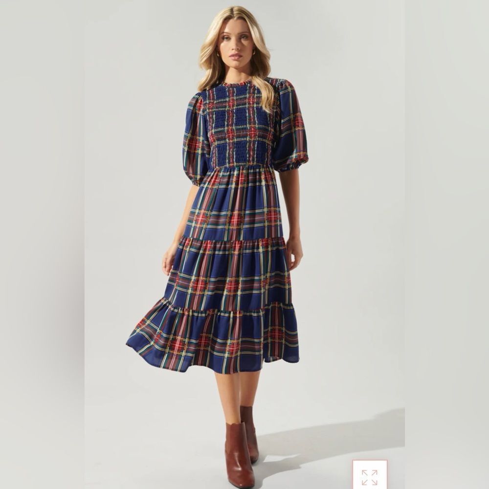 Sugarlips Lakeview Navy Plaid Puff Sleeve Smocked Tiered Midi Dress S